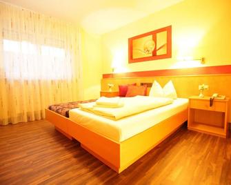 Hotelpension zum Gockl - Allershausen - Habitación