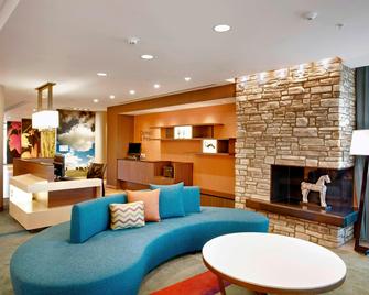 Fairfield Inn & Suites by Marriott Phoenix Tempe/Airport - Tempe - Oturma odası