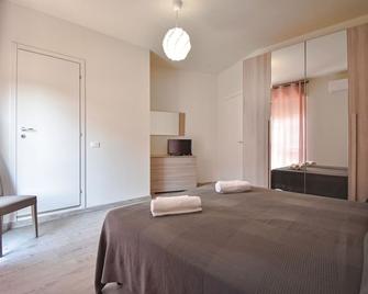 Hotel La Pineta - Marina di Carrara - Schlafzimmer