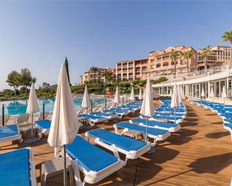 Cap Esterel Select 2/3p 6/7 SV - Saint-Raphaël - Pool