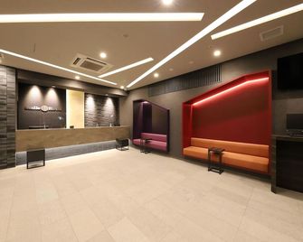 Smile Hotel Kanazawa Nishiguchi Ekimae - קאנאזוואה - דלפק קבלה