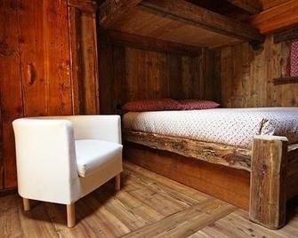 La Gruba Relais - Champoluc - Slaapkamer