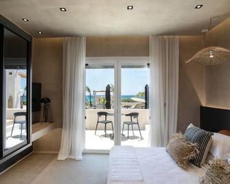 Eden Beachfront Residences & Suites - Kastraki - Slaapkamer