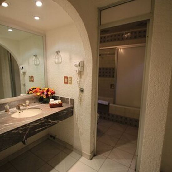 Bathroom view of Hotel Maria Cristina