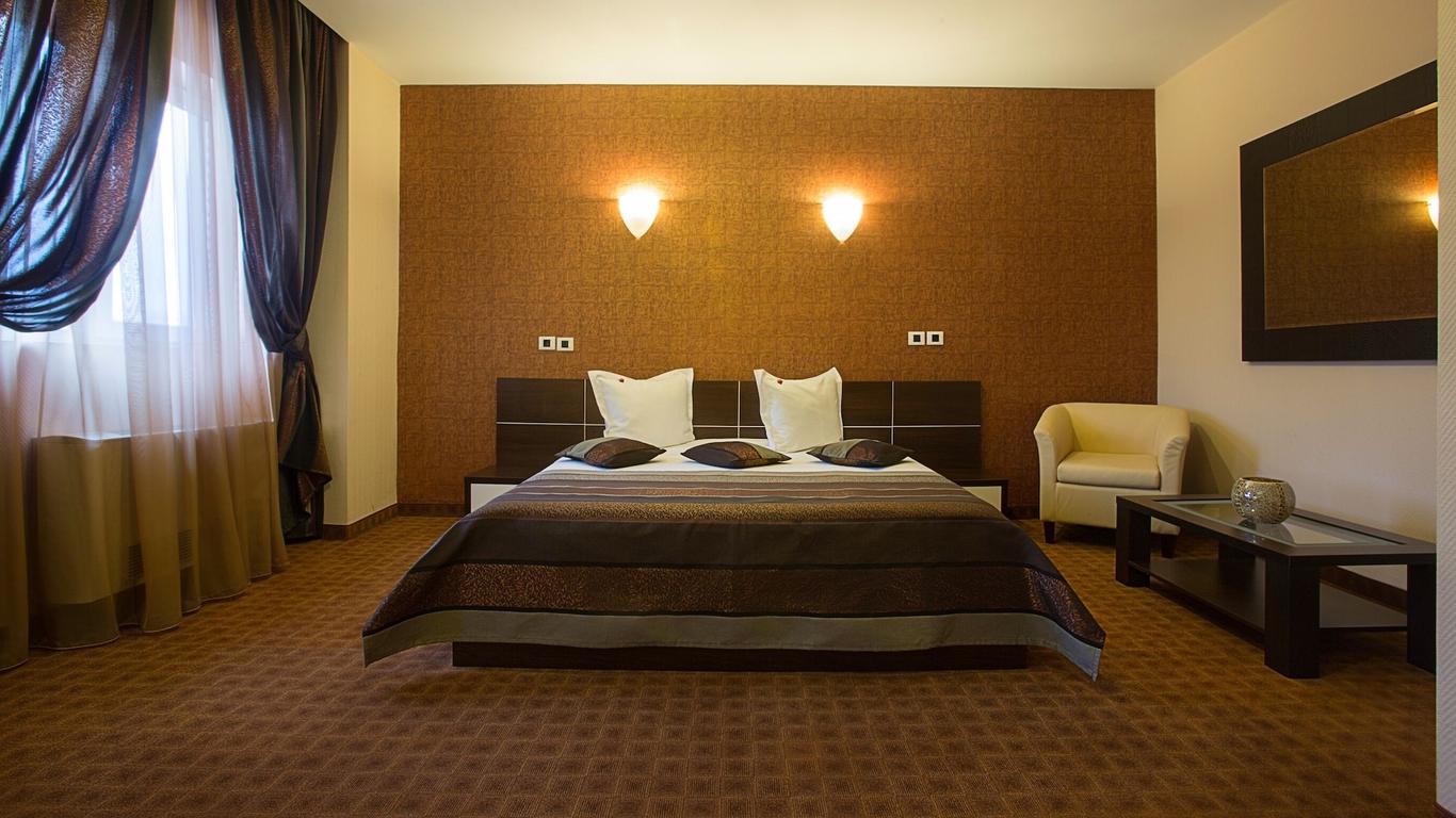 إنتر بيزنس بوكاريست هوتل