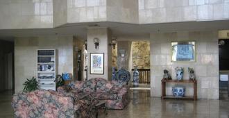 Tumon Bay Capital Hotel - Tamuning - Lobby