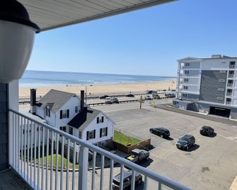 Hampton House Hotel - Hampton - Varanda