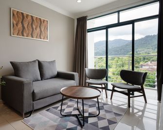 Golden View Serviced Apartments - Tanjung Tokong