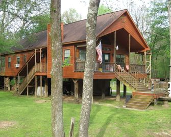 Chateau DeVille of West Shreveport - Greenwood - Building