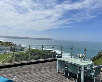 2 Gull Rock, 2 bedroom apartment with sea views in Woolacombe - Woolacombe - Balcony