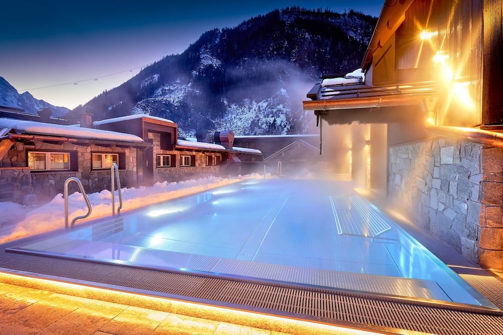 فندق نيو بوست - مايرهوفين - حوض السباحة