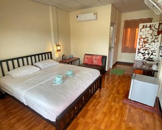 suksamranbantak - Tak - Habitación