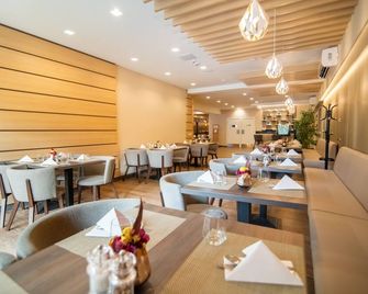 Rubin Wellness & Conference Hotel - Budapeste - Restaurante
