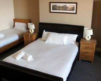 The Crown Hotel - Morecambe - Phòng ngủ