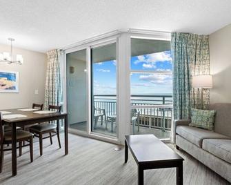 Ocean View One Bedroom Condo, Myrtle Beach 1772241 - North Myrtle Beach - Living room