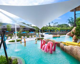 Ozo Phuket (Sha Plus+) - Karon - Pileta