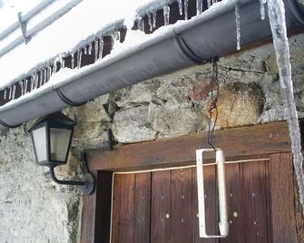 Stone cottage at the foot of Puerto del Tourmalet, Promotion from 21 to 27/7/19 - Campan - Outdoors view