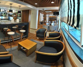 Hotel Varandas Do Atlântico By Ridan Hotels - Praia Da Vitoria - Bar