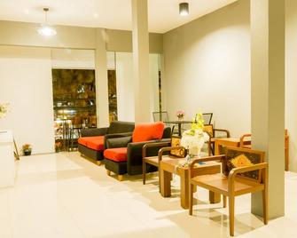 Iris Hostel - Chiang Mai - Lobby