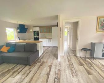 Nice guesthouse in Gilleleje - Gilleleje - Living room