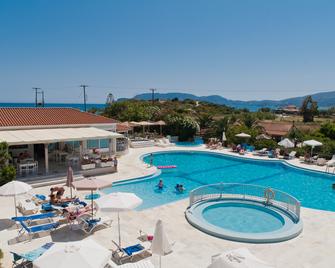 Klelia Beach Hotel - Kalamaki - Pool