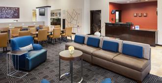 TownePlace Suites by Marriott San Antonio Airport - San Antonio - Sala de estar