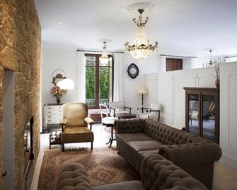 Complejo Turístico Rural A Torre De Laxe - Laxe - Living room