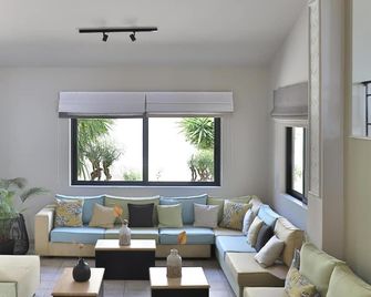 Anastasia Hotel Stalis by Ghh - סטאליס