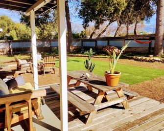 Casa Calma Modern Ojai Home Gated Best Location and Views - Ojai - Patio