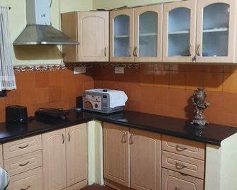 the 'Farm Estate Social' Colonial House in Nature - Kanakapura - Kitchen