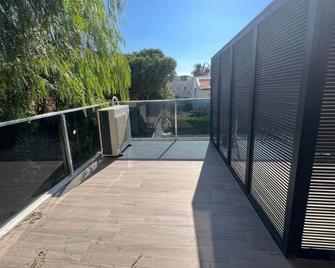 Enoya Suits Ilica - Cesme - Balcony