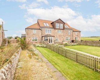 Craighead Farmhouse - The Cottage - 크레일 - 건물