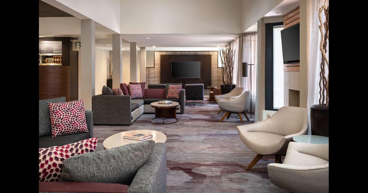 Sonesta Select Phoenix Camelback in Phoenix, the United States from 81