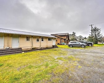 Waterfront Sekiu Escape - 9 Mi to Neah Bay! - Sekiu - Edificio