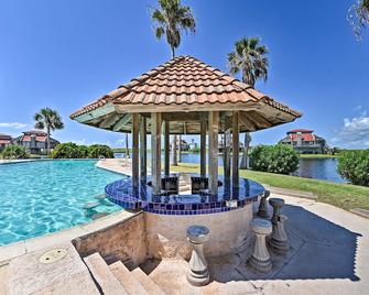 Matagorda Townhome W/deck, Views, Pool Access - Matagorda - Pool