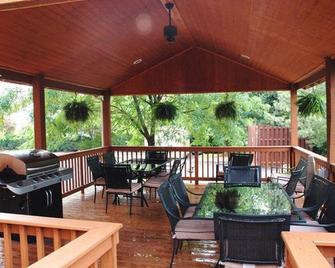 آشلي كوارترز هوتل - فلورنسا - شرفة