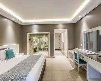 Sunrise Garden Beach Resort - Hurgada - Habitación