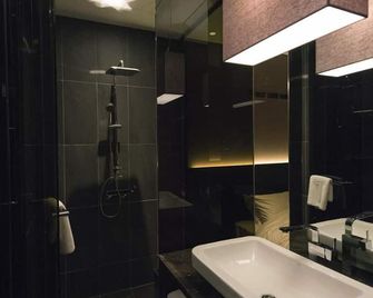 Best Louis Hamilton Hotel Changwon - Changwon - Baño