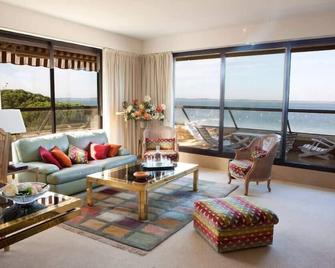 Beautiful apartment with sea views and downtown - Arcachon - Wohnzimmer