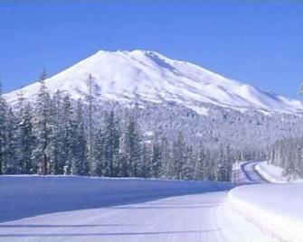 Tall Pines Guest House between Sunriver and La Pine (Pet friendly) A-frame Cabin - La Pine - Servicio de la propiedad