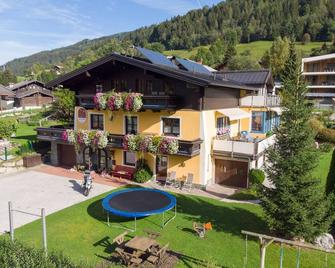Haus Katharina, Summercard Included - Kaprun - Gebäude