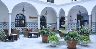 Senator Cádiz Spa Hotel - Cádiz - Lobby