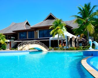 Bdi Townhouse Hotel & Residence Balikpapan - Balikpapan - Piscina