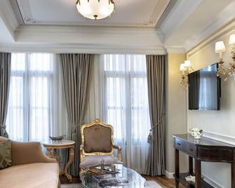Rixos Pera Istanbul - Istanbul - Living room