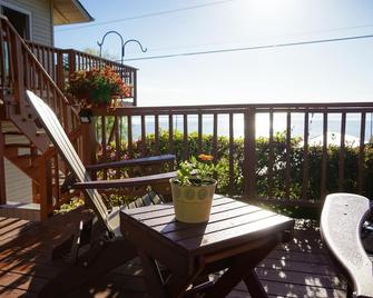 Adirondack Vacation Rental in Port Douglas, NY - Keeseville - Balcony