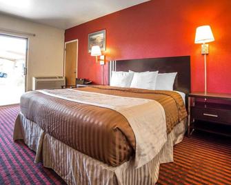 Rodeway Inn At Lake Powell - Page - Bedroom