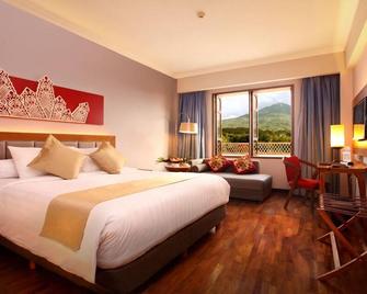 Monopoli Hotel Bukittinggi - Bukittinggi - Habitación