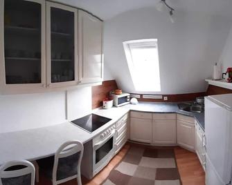 Family-friendly apartment between golf course and holiday center lock Dankern - Haren - Kitchen