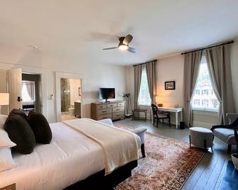 Confluence Room at The Willis-James - Chillicothe - Ložnice