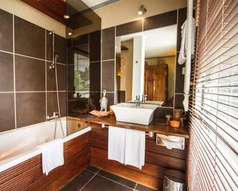 Hotel de Charme Le Sud Bretagne - Pornichet - Salle de bain